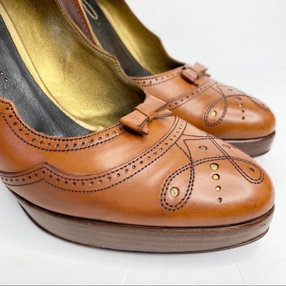 Prada Vintage Cognac Classic Almond Toe Platform - Picture 6 of 12